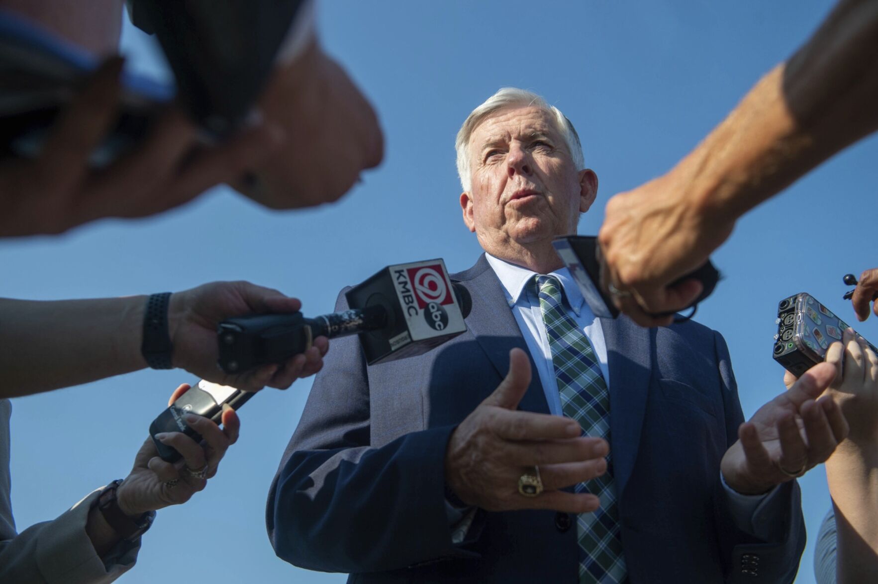 mike parson.jpg